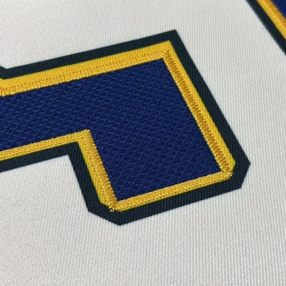 Number 99 Wayne Gretzky - Picture 5 of 5